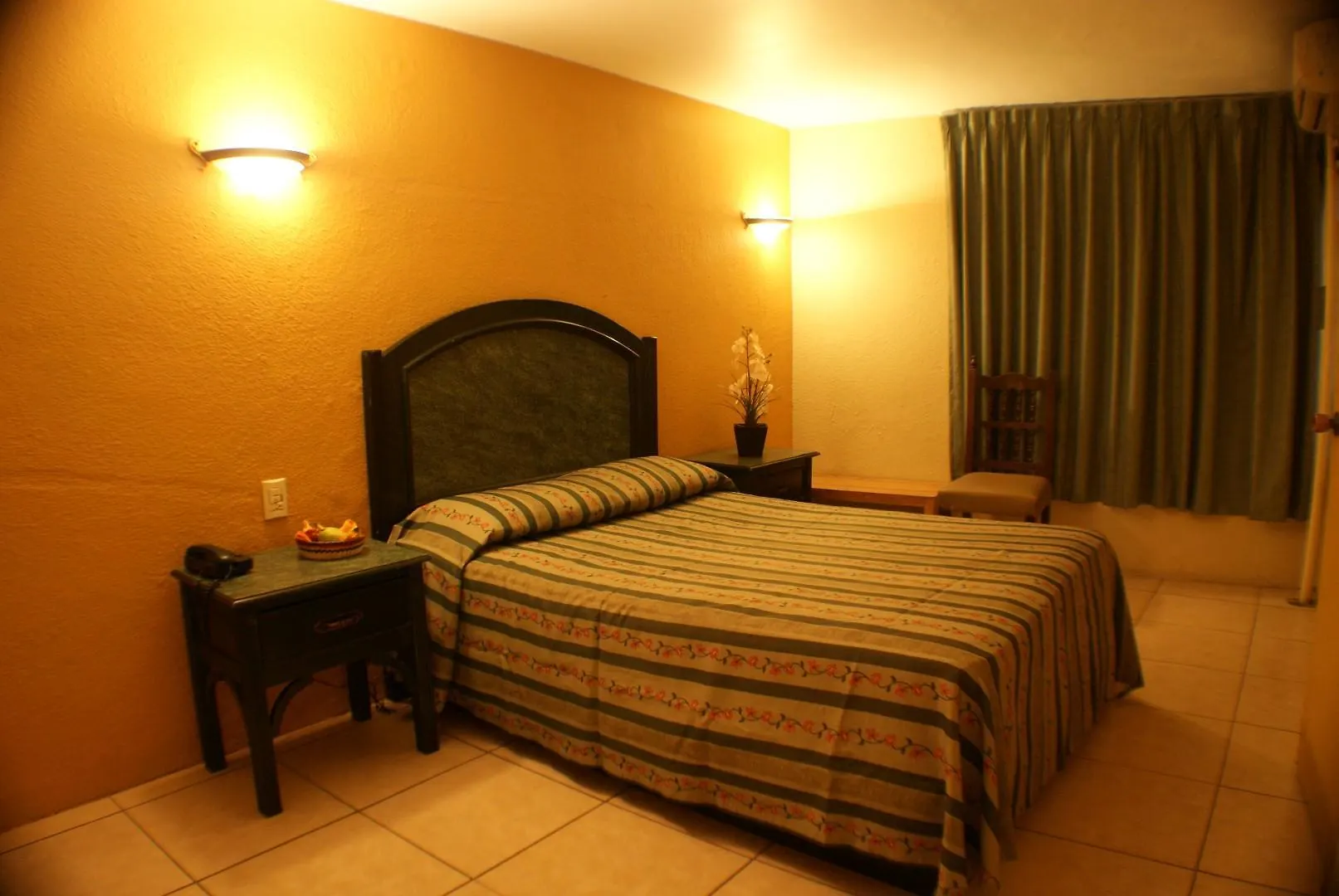 Hotel Latino Guadalajara 2*,
